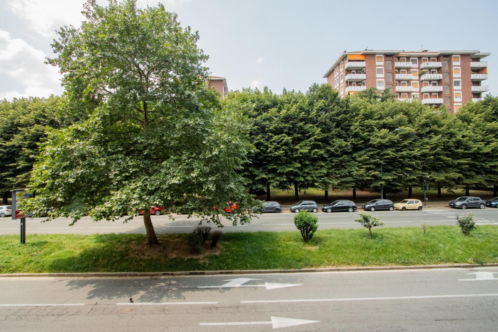 Apartamento Reni House-bright Apartment+free Park *